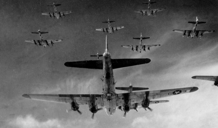 B-17 en formation.