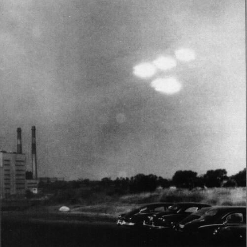 Alleged UFO photograph