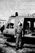 Coyne et son hélicoptère.